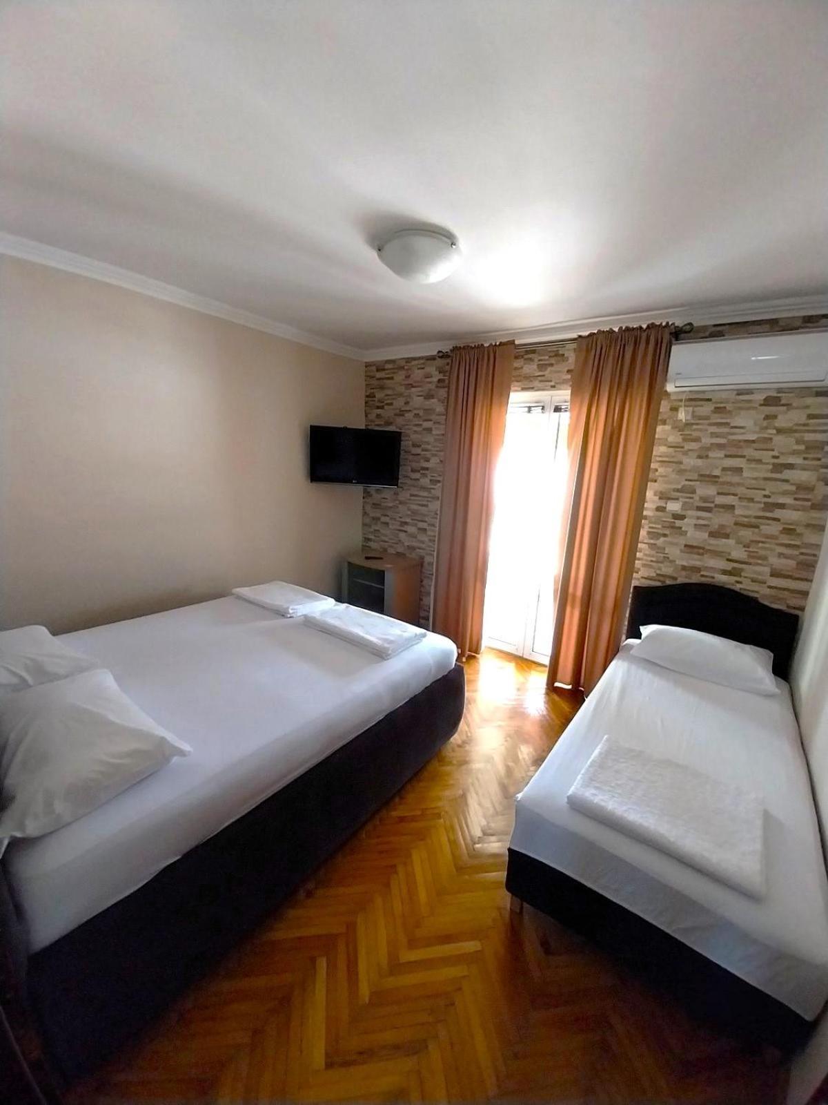 Apartments Sun House Herceg Novi Exterior photo
